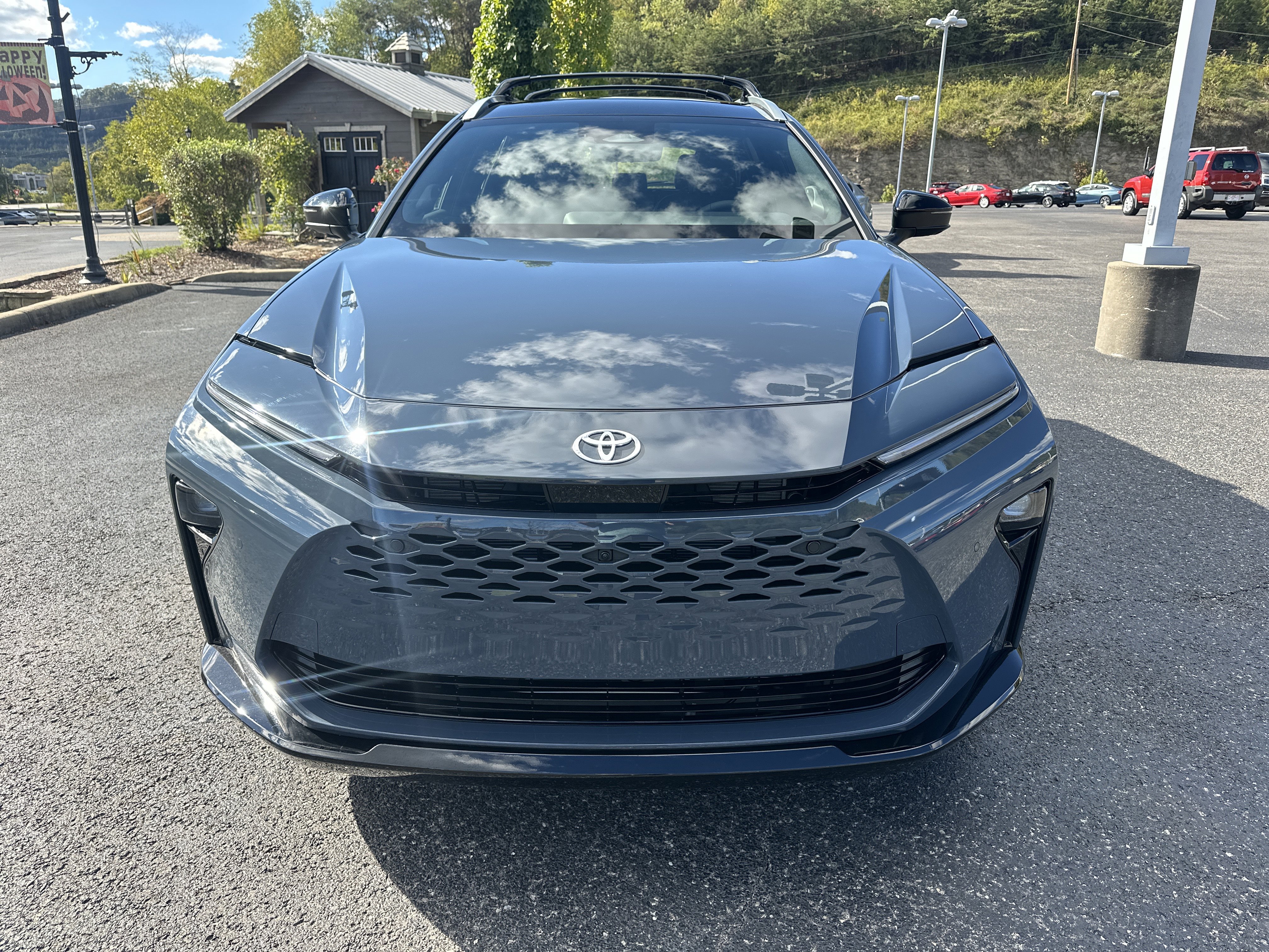 New 2025 Toyota Crown Signia image 7