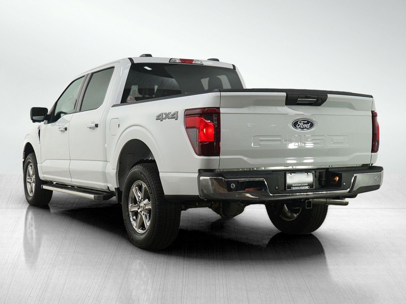 Used 2024 Ford F150 XLT w/ Tow/Haul Package image 3