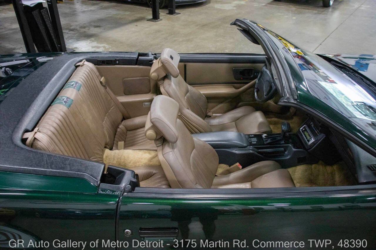 Used 1992 Pontiac Firebird Trans Am image 15