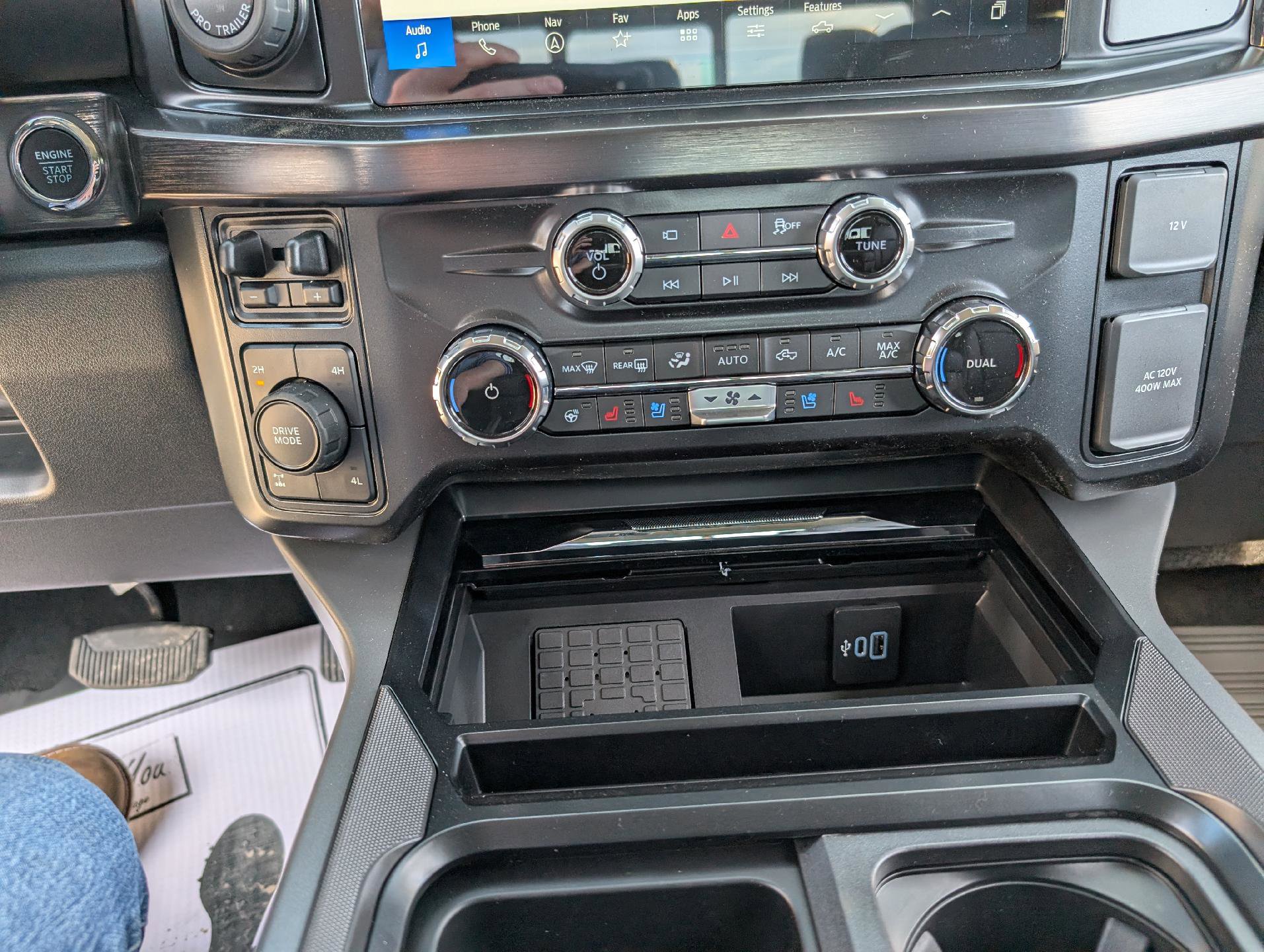 New 2026 Ford F350 Lariat w/ Lariat Premium Package image 30