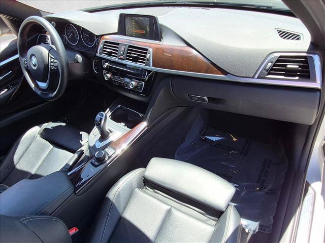 Used 2017 BMW 330i Sedan RWD image 21