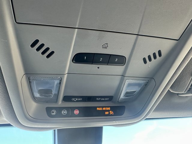 Used 2020 Chevrolet Equinox Premier w/ Premier Redline Edition image 29