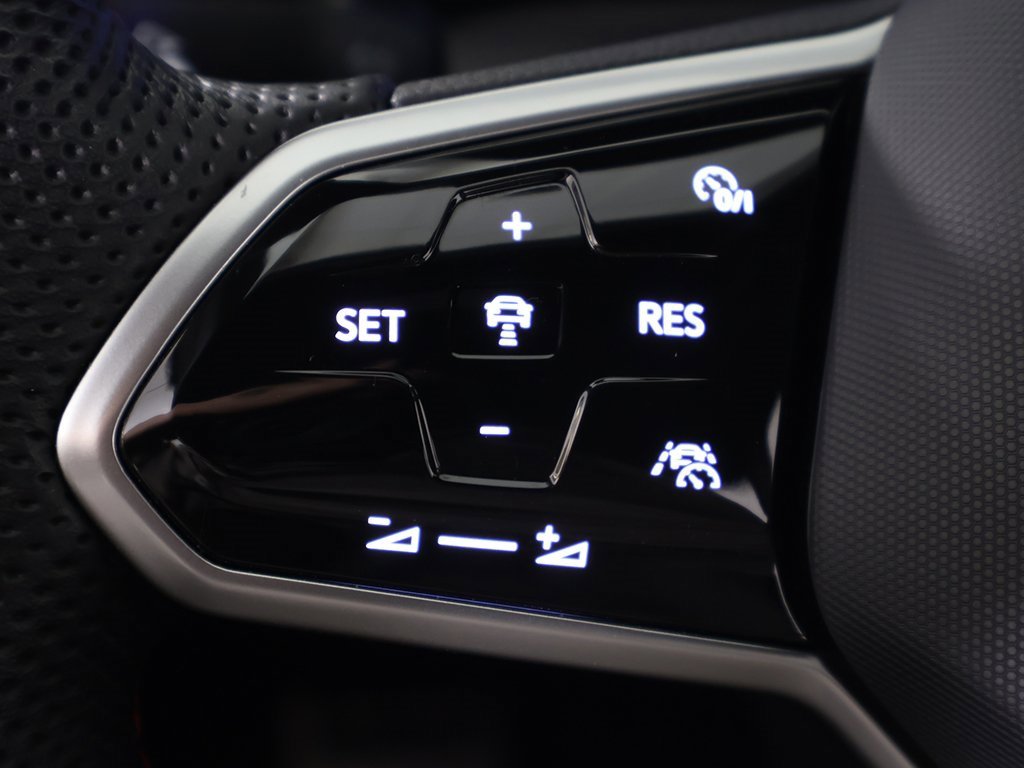 Used 2024 Volkswagen GTI S image 41