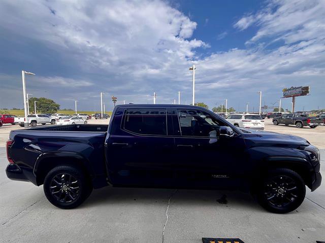 Used 2023 Toyota Tundra Platinum RWD image 2
