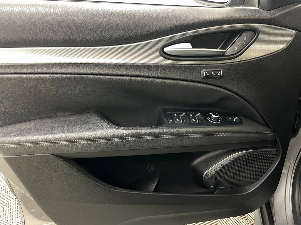 Used 2018 Alfa Romeo Stelvio Ti Sport AWD/4WD image 25