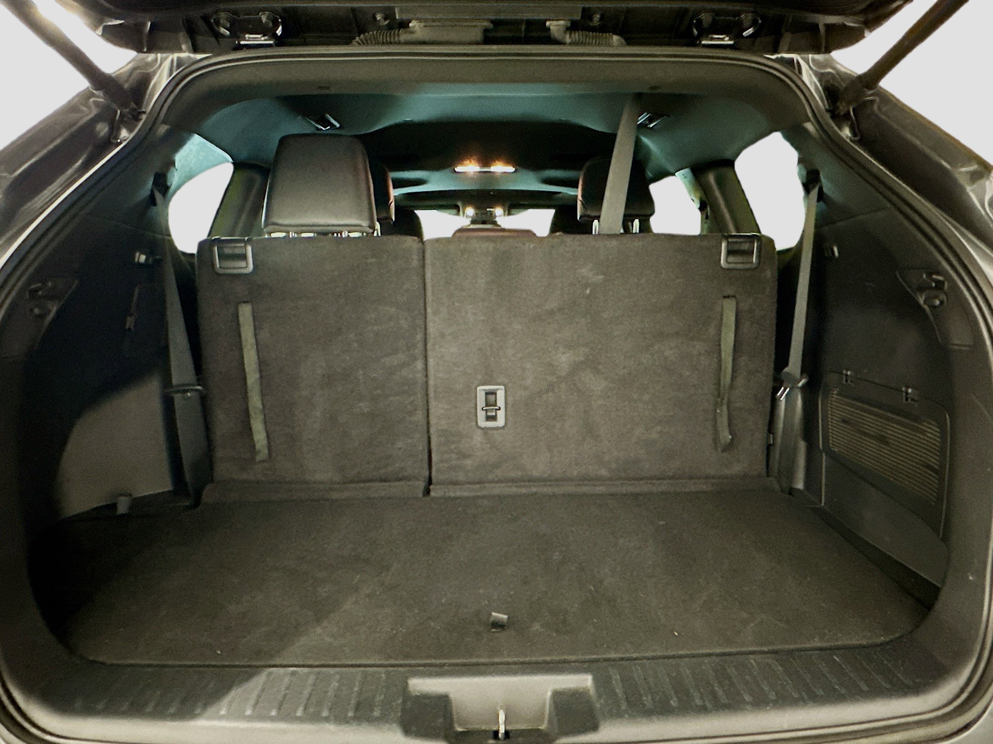 Used 2024 Toyota Highlander XSE image 32