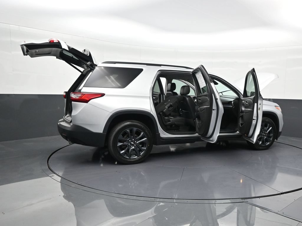 Used 2021 Chevrolet Traverse RS FWD image 33