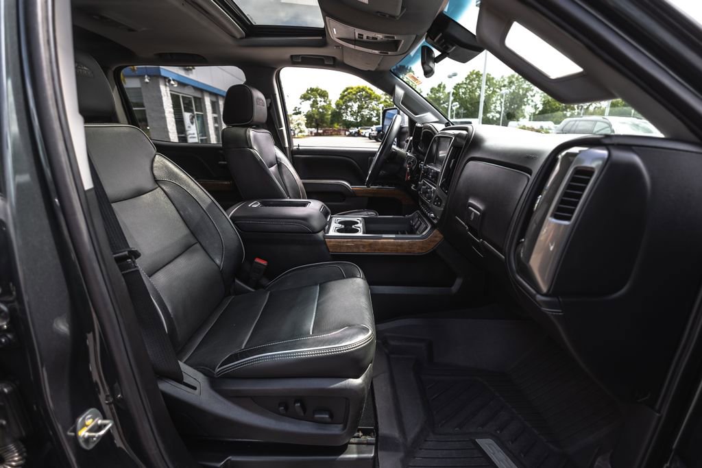 Used 2019 Chevrolet Silverado 3500 High Country AWD/4WD image 38