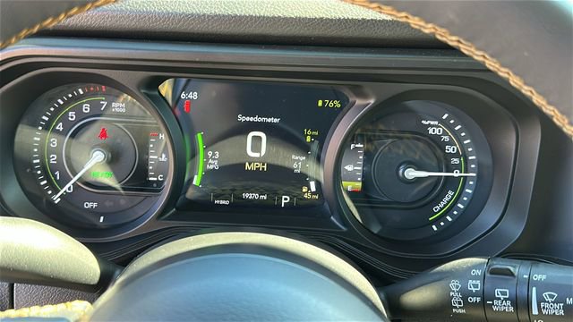 Used 2024 Jeep Wrangler Unlimited image 16