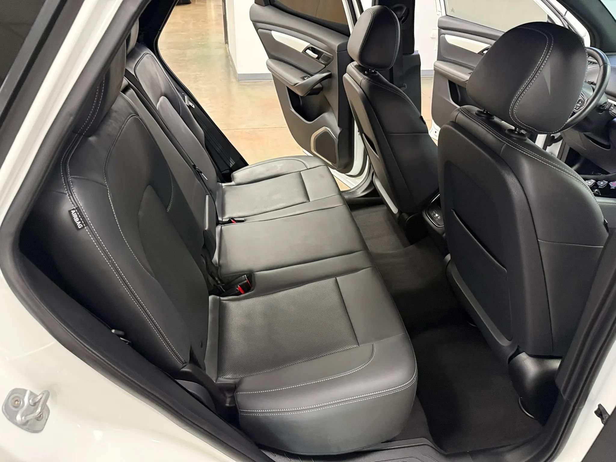 Used 2024 VinFast VF 8 Plus AWD/4WD image 15