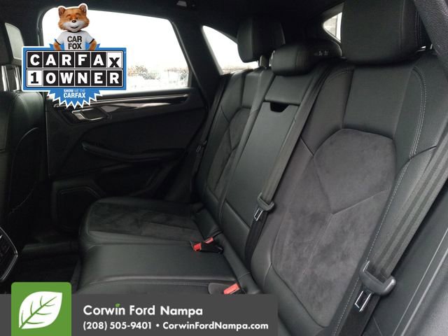 Used 2018 Porsche Macan image 24