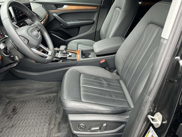 Used 2023 Audi Q5 2.0T Premium w/ Convenience Package image 21