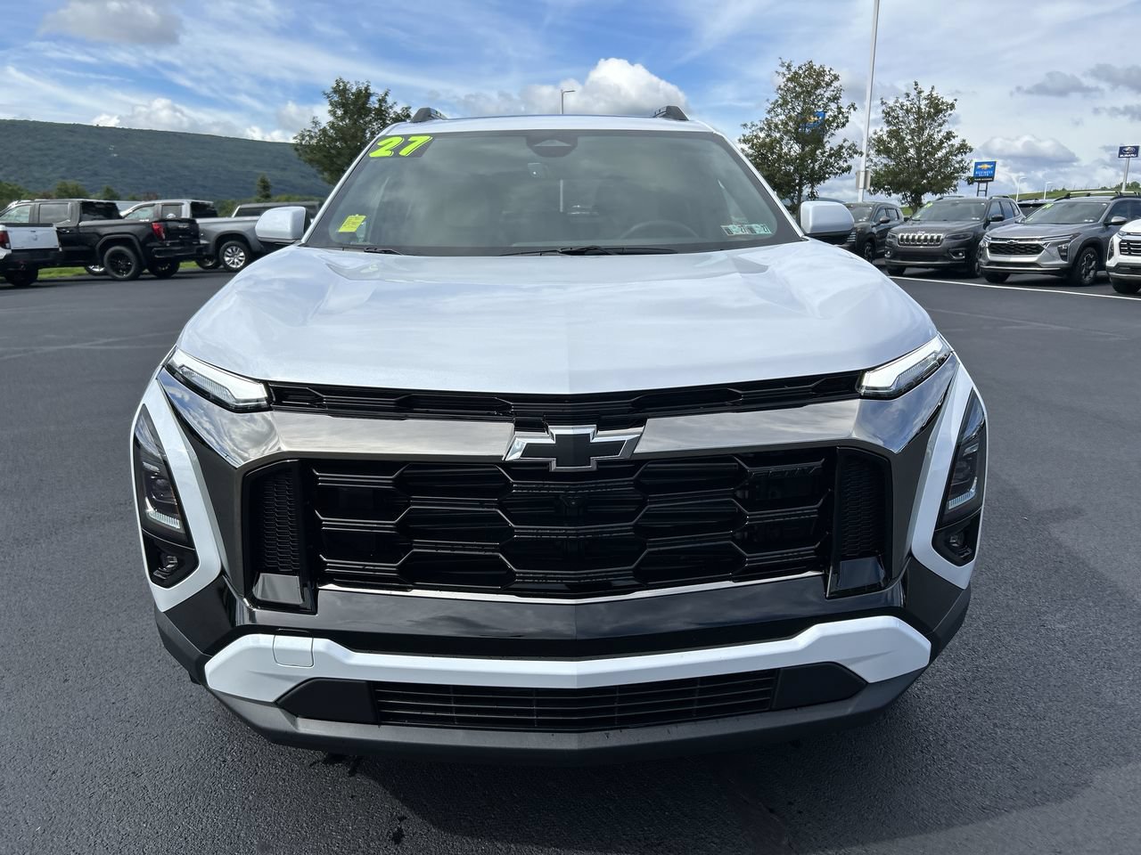 New 2027 Chevrolet Equinox ACTIV w/ Safety and Technology Package AWD/4WD image 13
