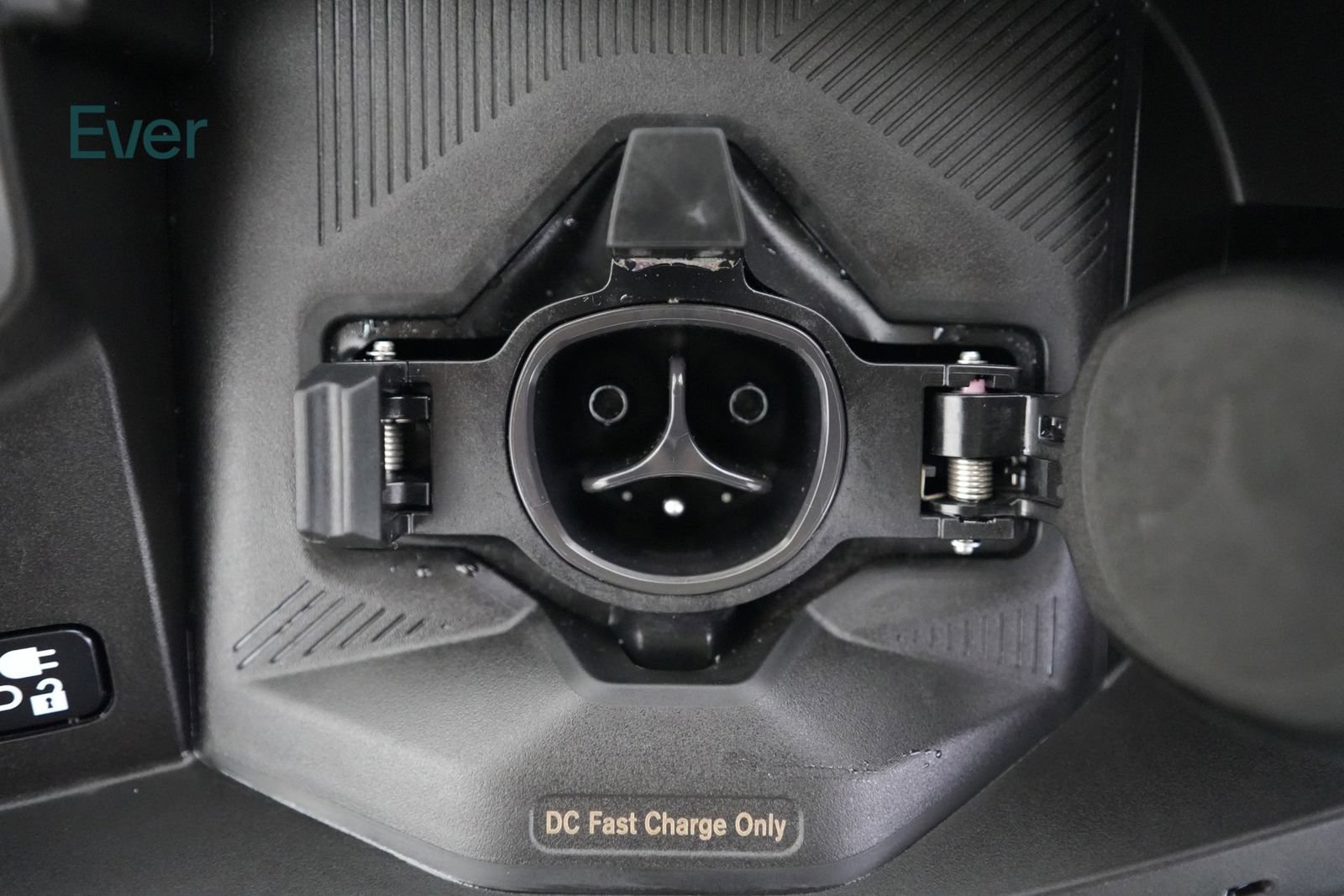 Used 2026 Nissan Leaf Platinum+ w/ Floor Mat Package (Platinum+) FWD image 10