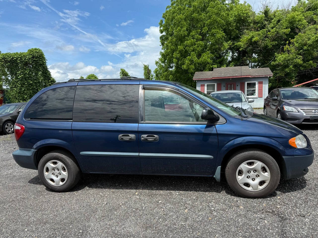 Used 2002 Dodge Caravan SE FWD image 17