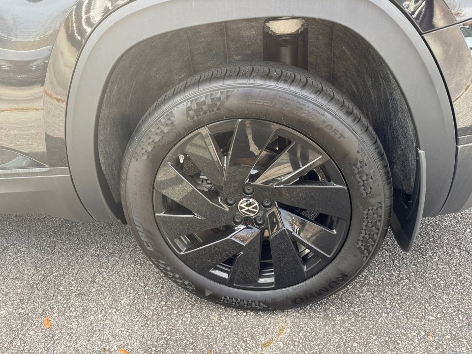 New 2026 Volkswagen Atlas SE image 22