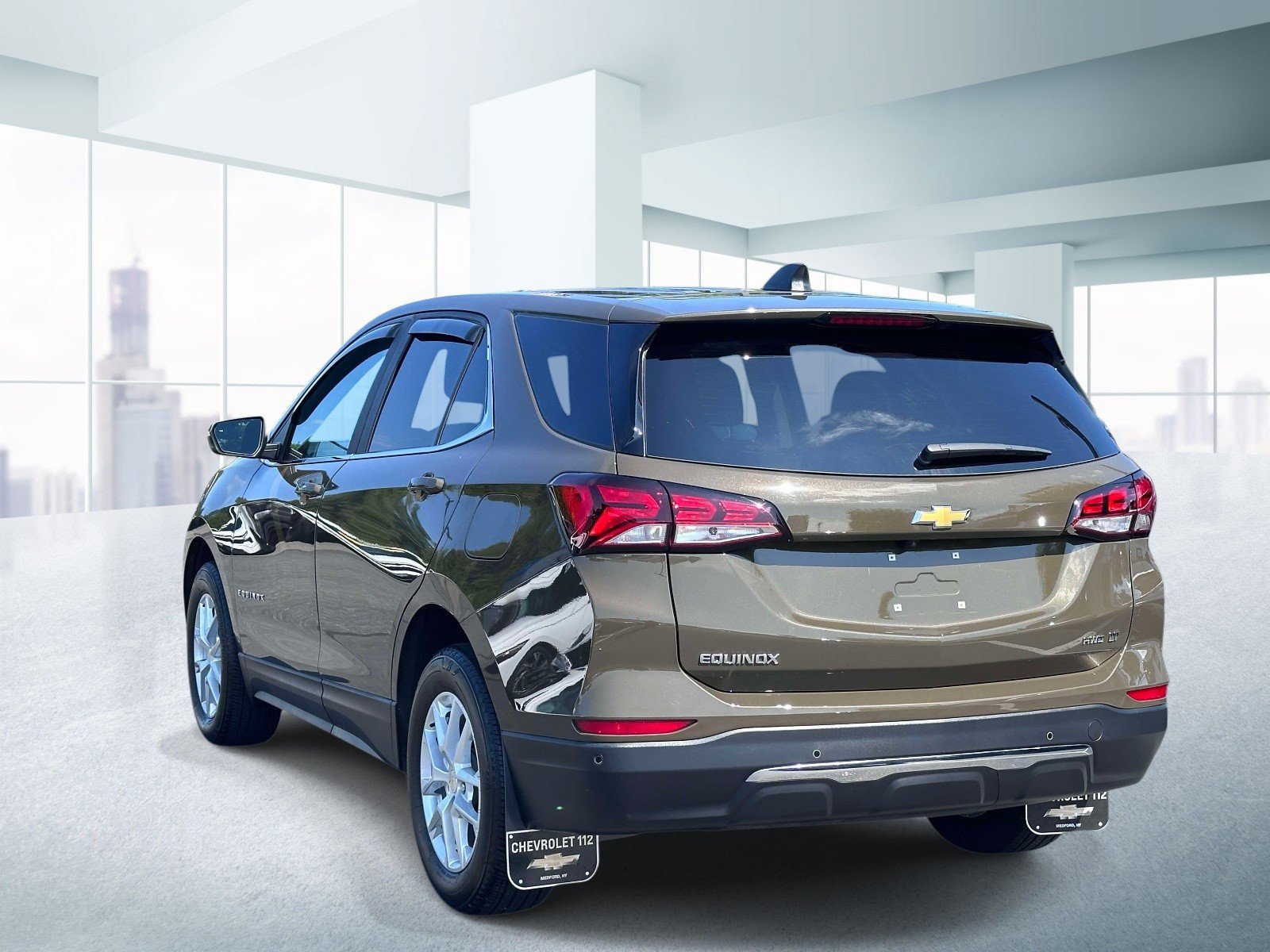 Used 2023 Chevrolet Equinox LT AWD/4WD image 3