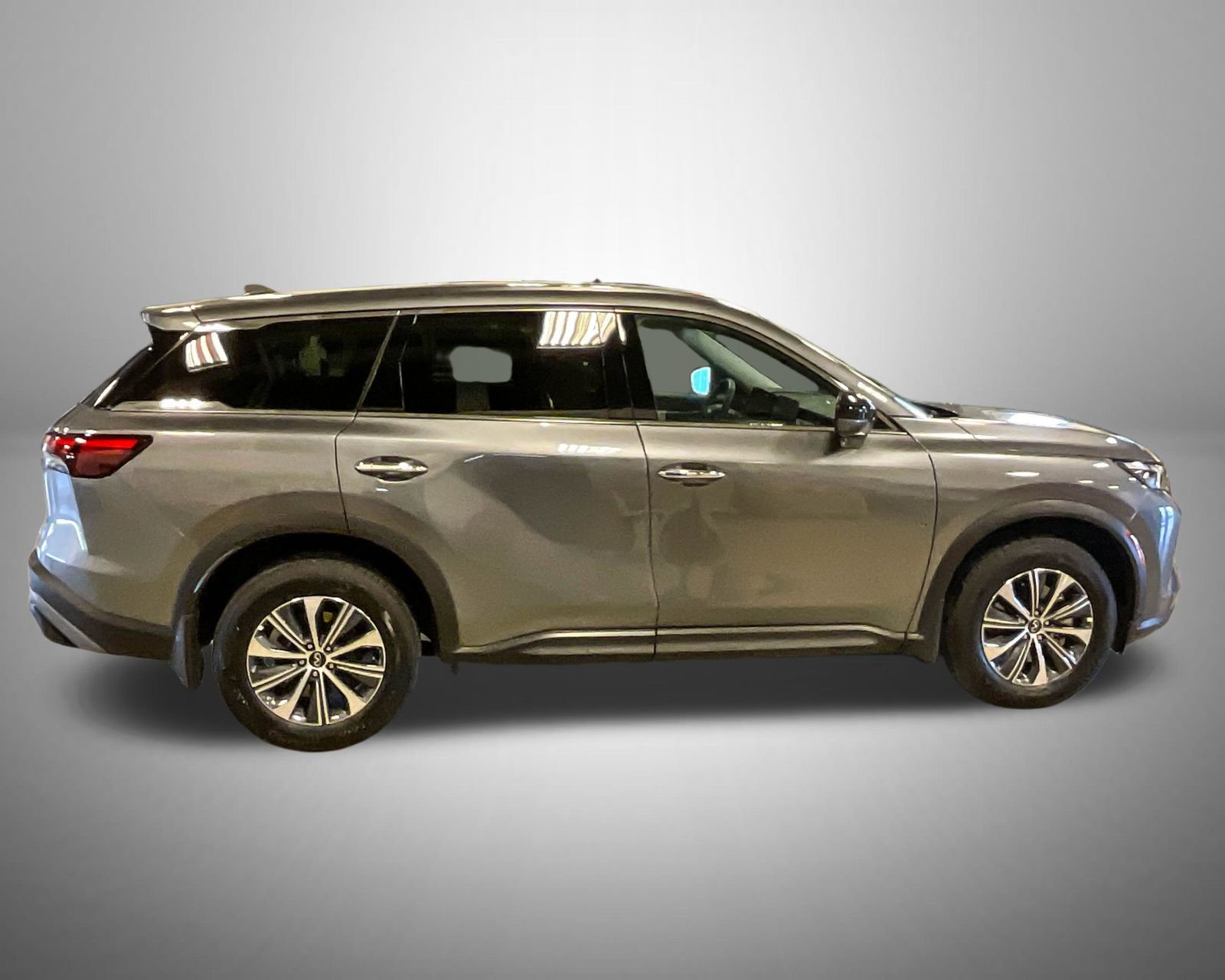 Certified 2025 INFINITI QX60 Pure image 4