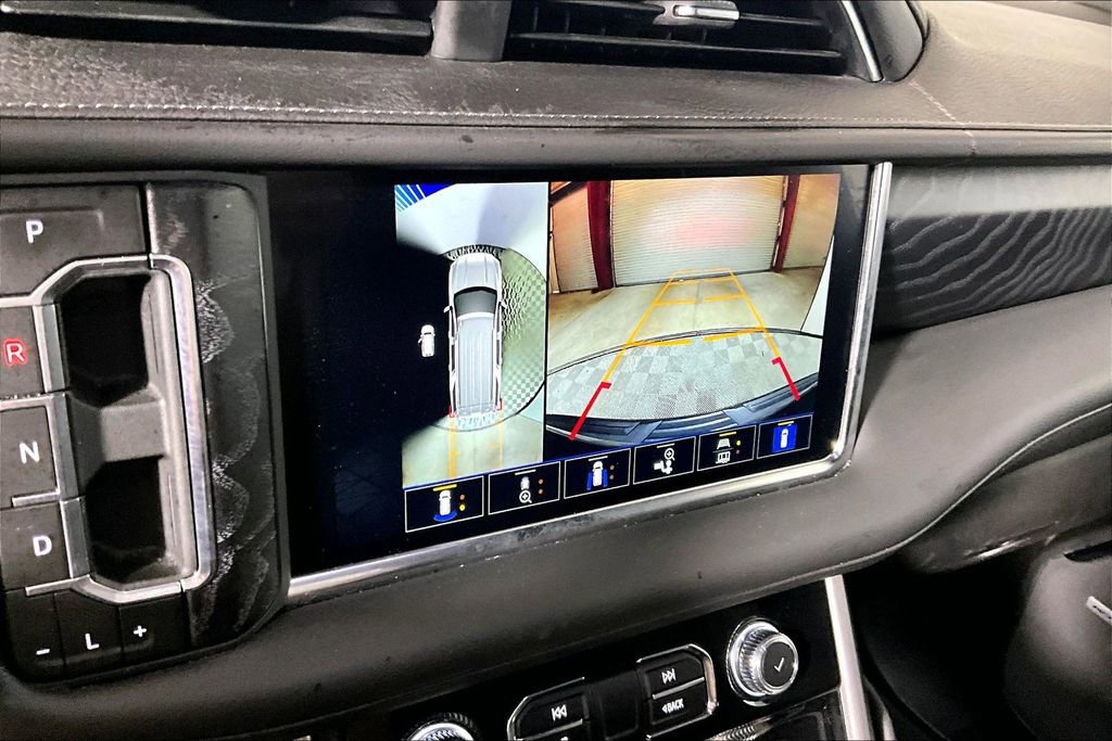 Used 2024 GMC Yukon Denali image 17