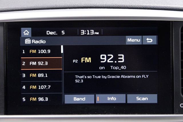 Used 2022 Kia Sportage Nightfall Edition image 30