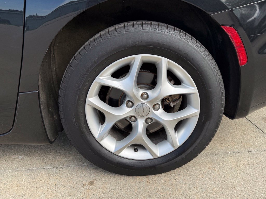 Used 2019 Chrysler Pacifica Touring-L Plus w/ Advanced Safetytec Group FWD image 59
