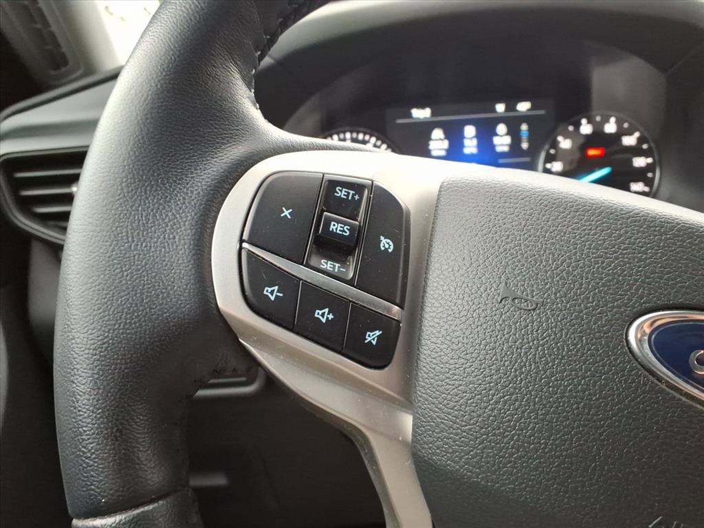 Certified 2023 Ford Explorer XLT w/ Class IV Trailer Tow Package image 17