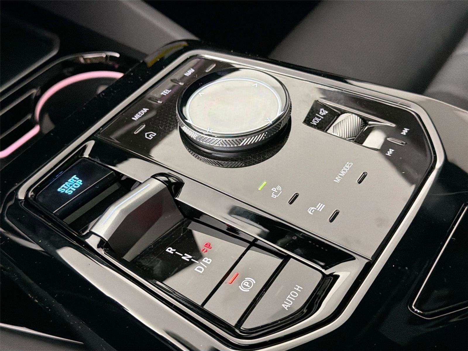 New 2026 BMW i5 eDrive40 w/ M Sport Package image 15