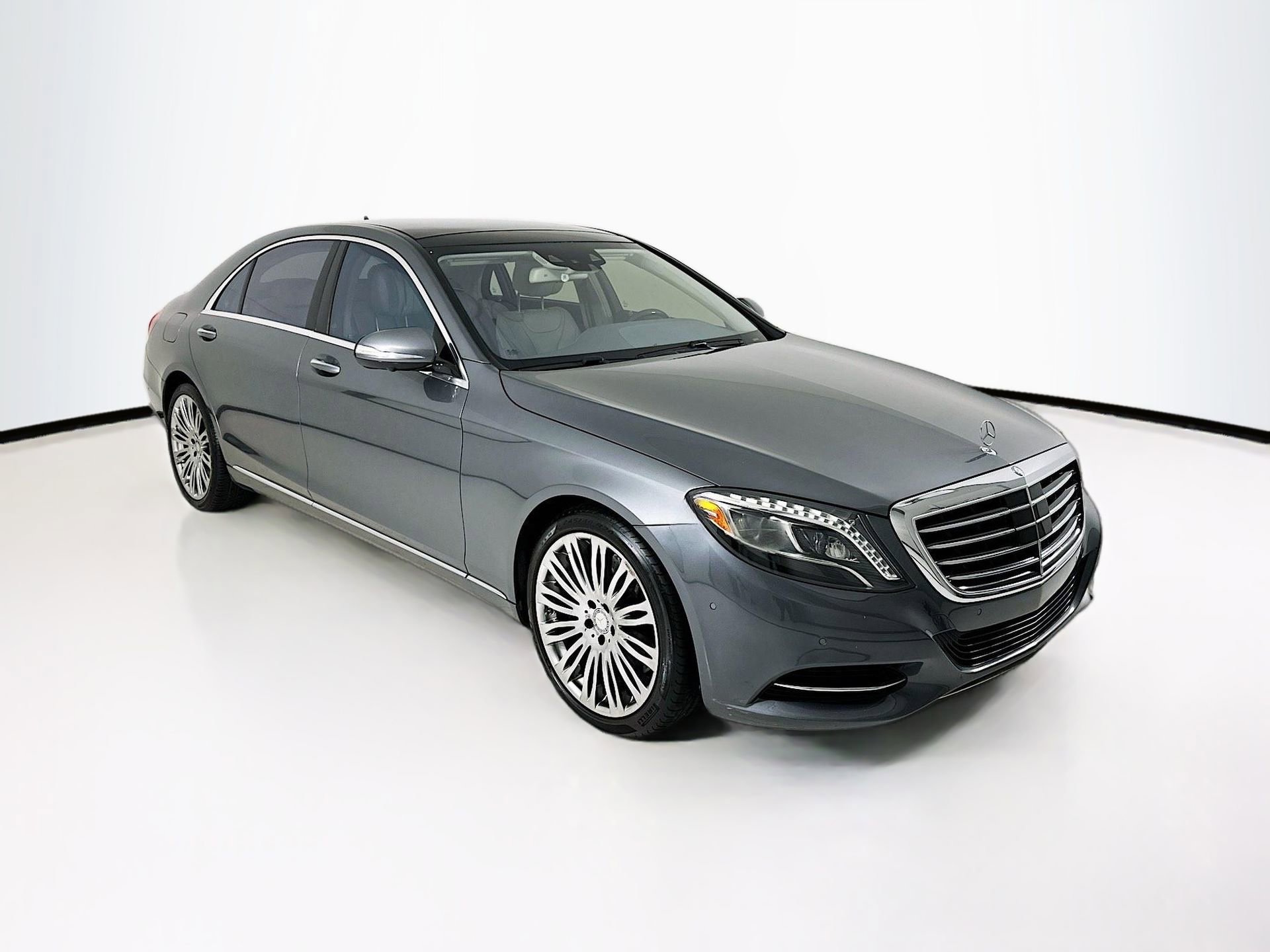 Used 2017 Mercedes-Benz S 550 Sedan video 1