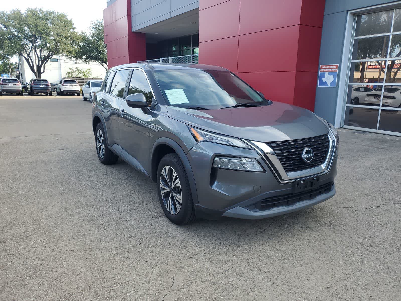 Used 2023 Nissan Rogue SV AWD/4WD image 9