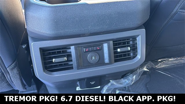New 2026 Ford F350 Lariat w/ Tremor Off-Road Package image 7
