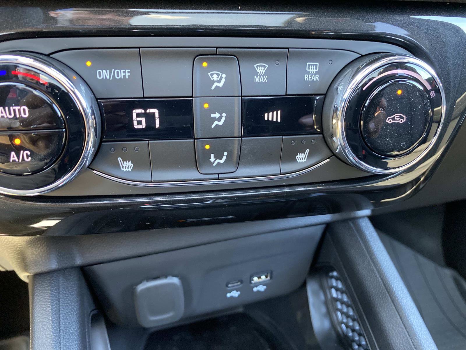 New 2026 Chevrolet TrailBlazer RS w/ Convenience Package AWD/4WD image 11