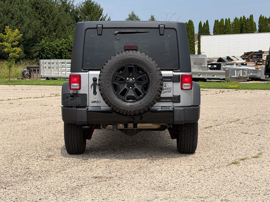 Used 2017 Jeep Wrangler Unlimited Sport AWD/4WD image 3