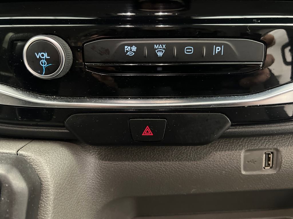 Used 2023 Ford Transit 350 XLT image 36