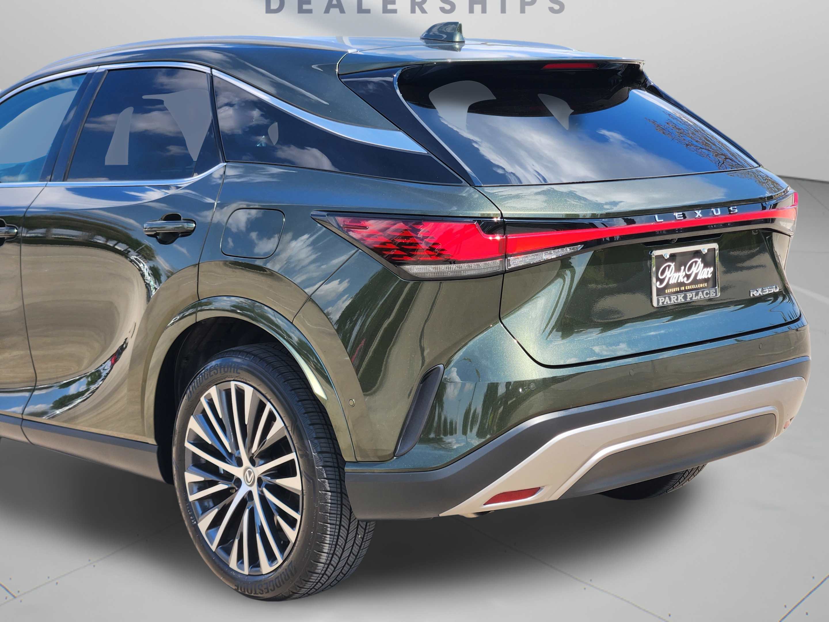 Used 2025 Lexus RX 350 Premium Plus w/ Convenience Package FWD image 31