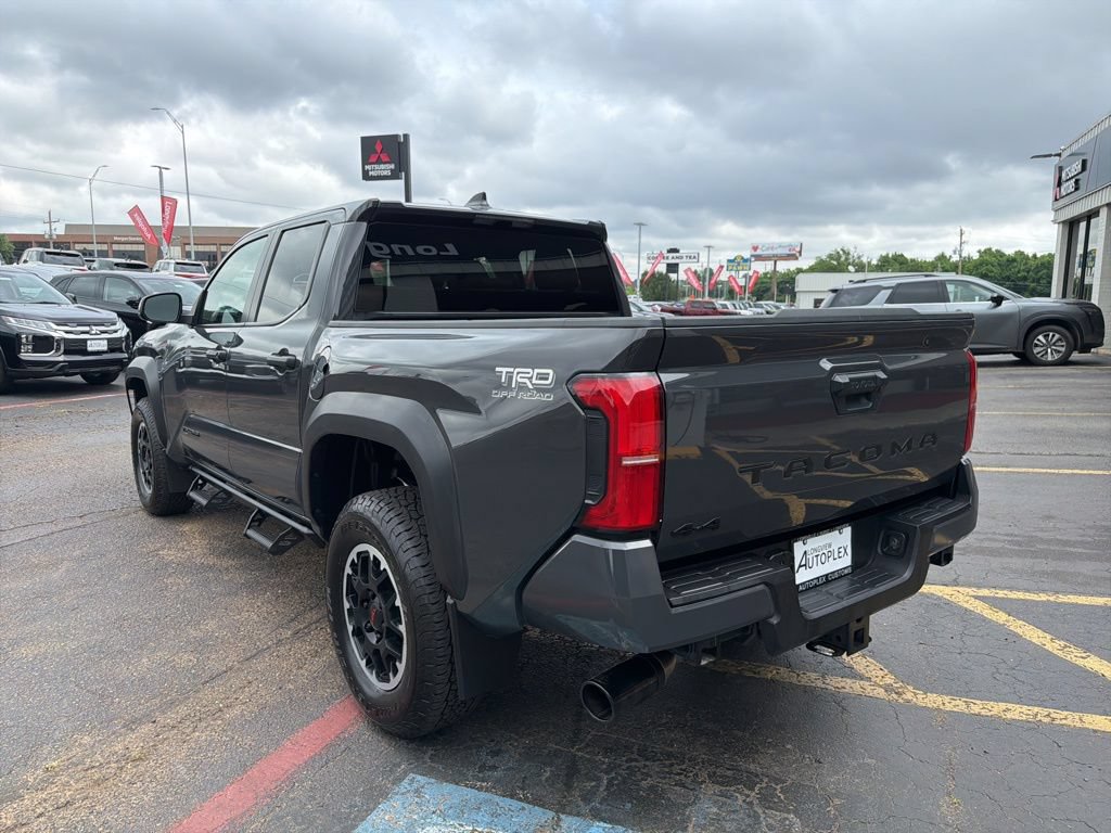 Used 2024 Toyota Tacoma TRD Off-Road AWD/4WD image 8