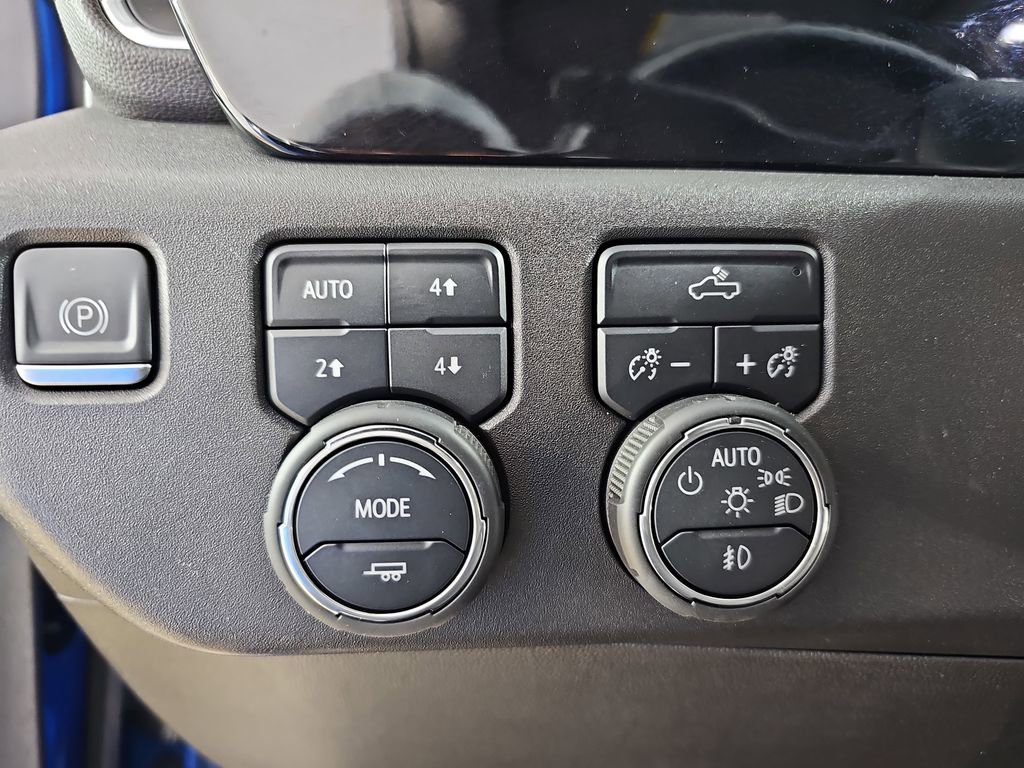 Certified 2024 Chevrolet Silverado 1500 LT Trail Boss w/ Convenience Package II image 29