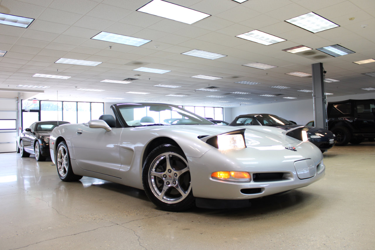 Used 2004 Chevrolet Corvette Convertible w/ Preferred Equipment Group image 24