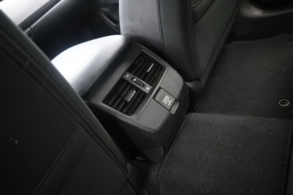 Used 2021 Honda Clarity Plug-In Hybrid image 19