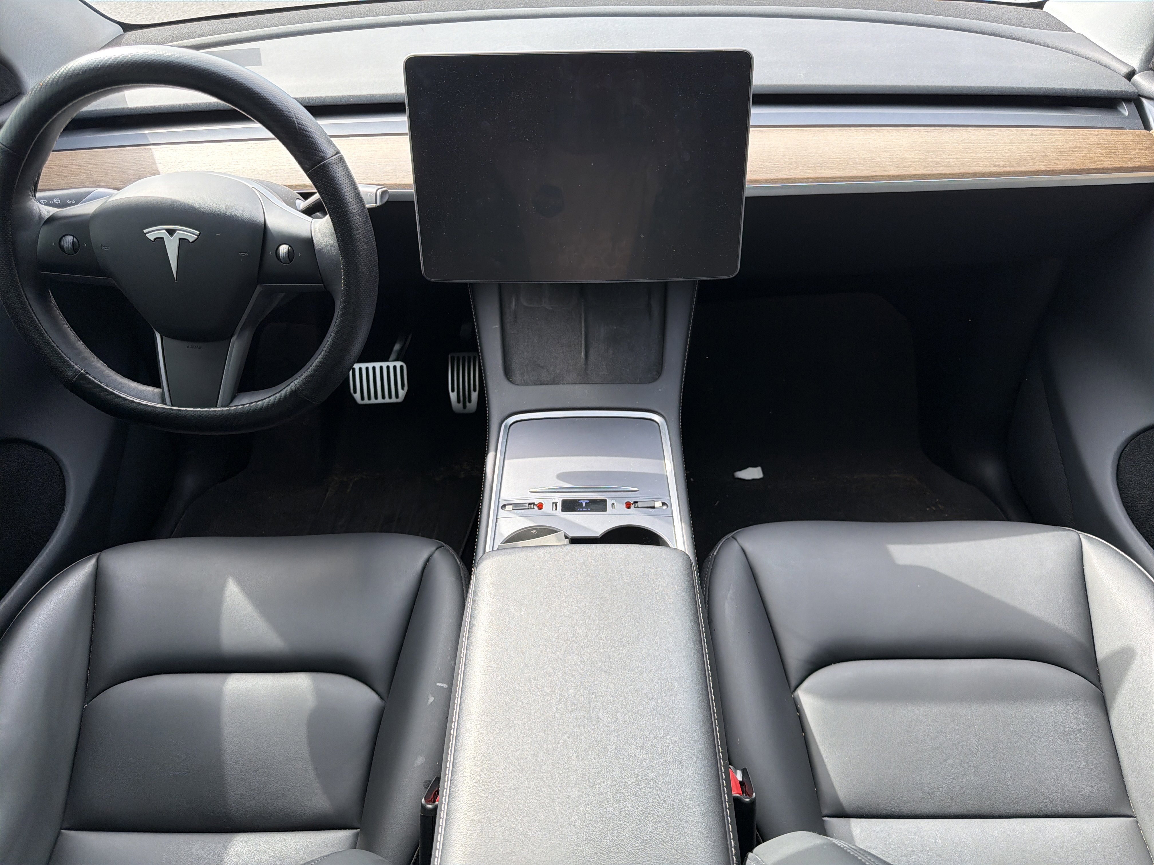 Used 2024 Tesla Model Y Long Range image 16
