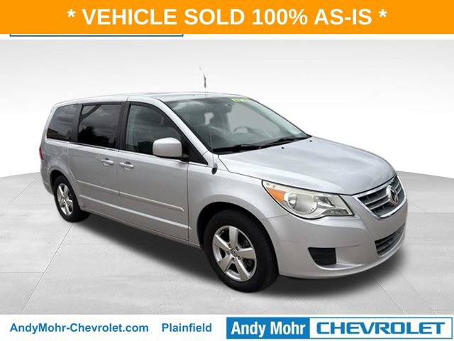 Used 2010 Volkswagen Routan SE FWD image 9