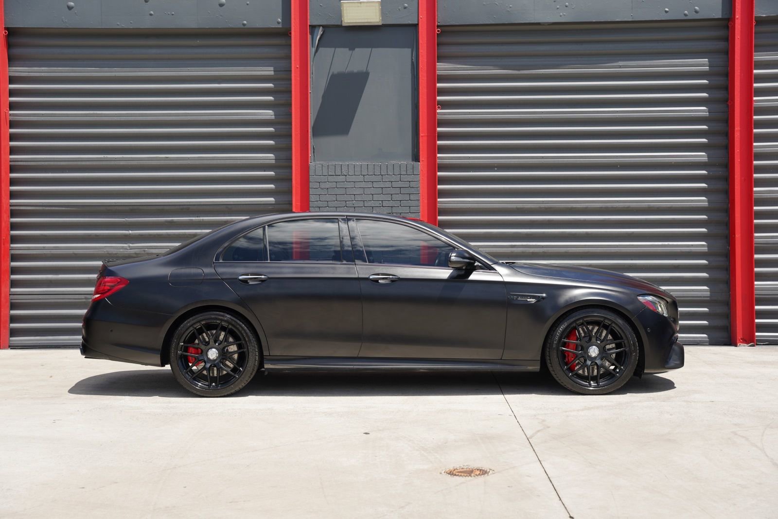 Used 2019 Mercedes-Benz E 63 AMG S image 3