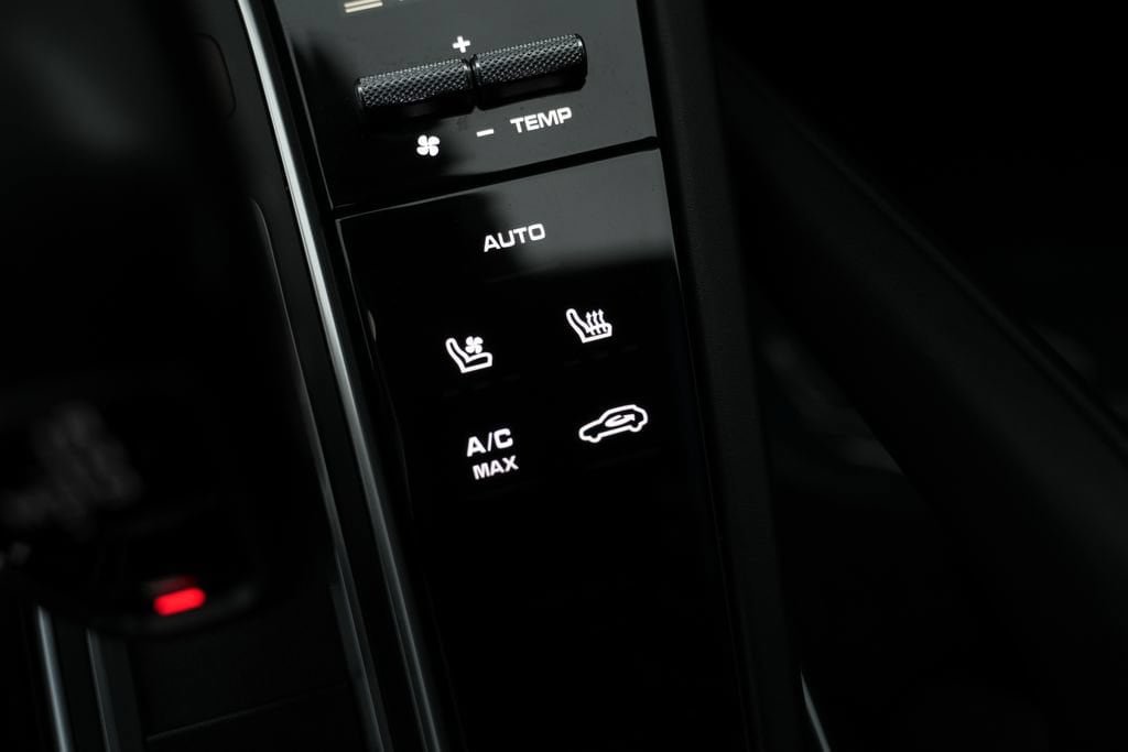 Used 2019 Porsche Cayenne Turbo AWD/4WD image 87
