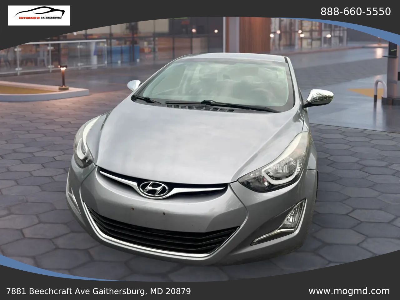 Used 2015 Hyundai Elantra SE w/ Option Group 02 FWD image 2