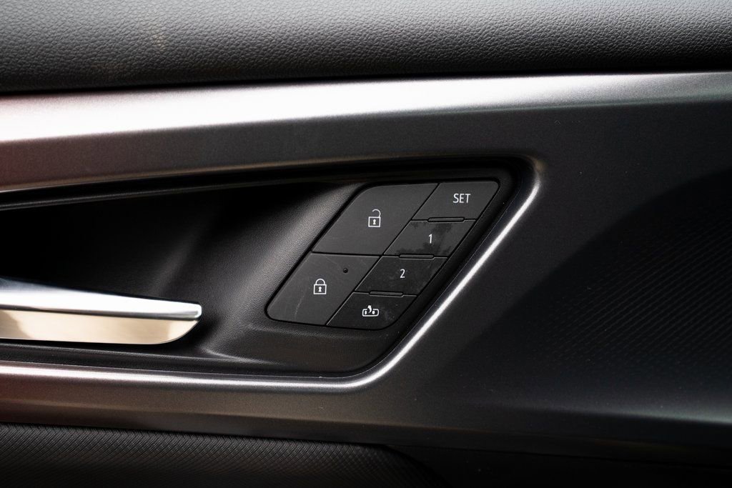 New 2025 Chevrolet Equinox EV RS w/ Active Safety Package 3 image 17