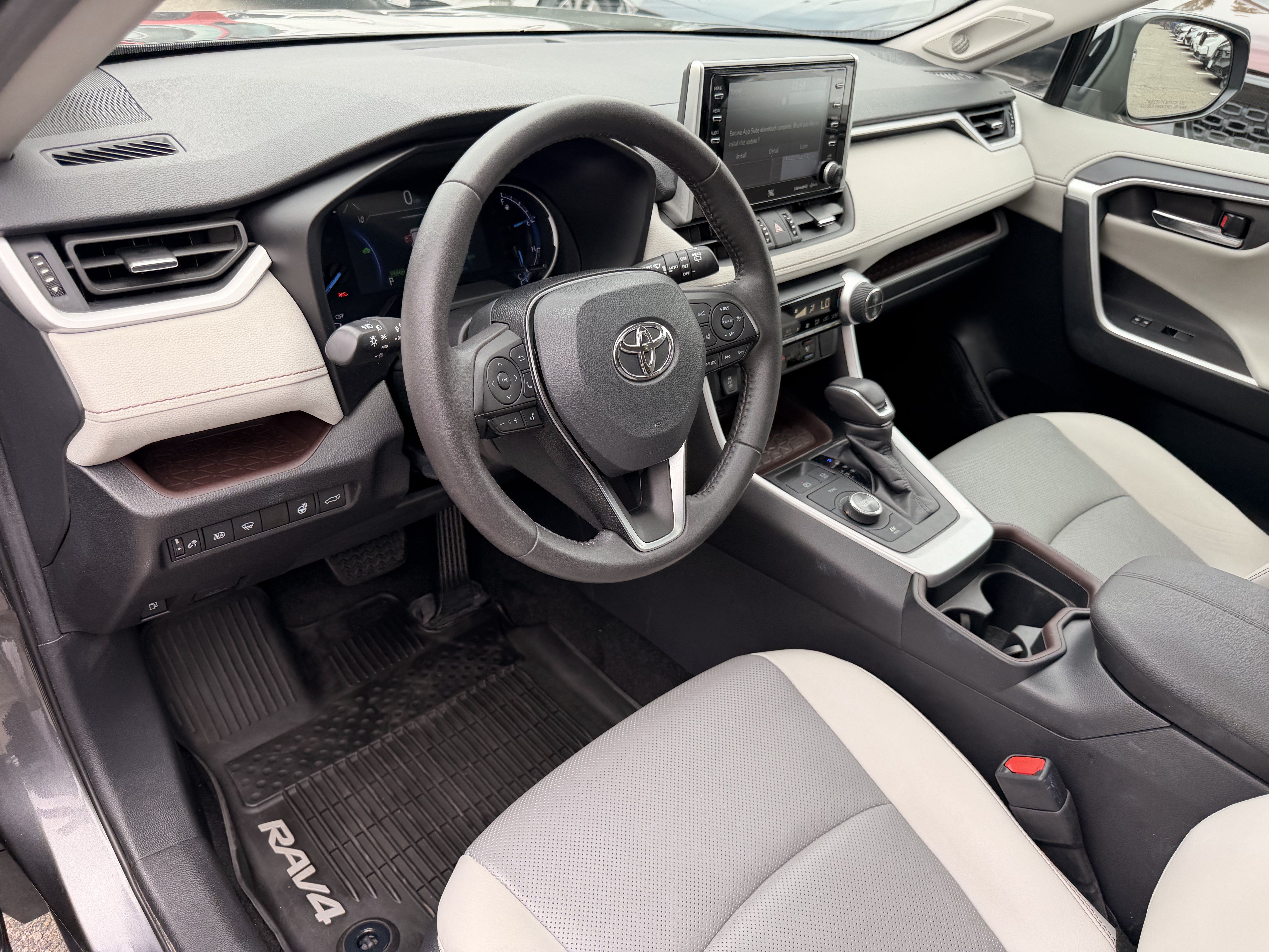 Used 2021 Toyota RAV4 Limited w/ Limited Grade Weather Package AWD/4WD image 14