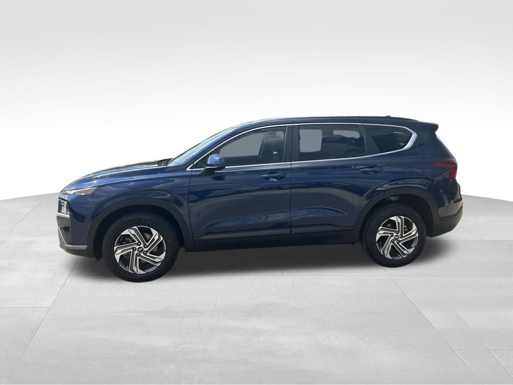 Used 2023 Hyundai Santa Fe SE AWD/4WD image 2