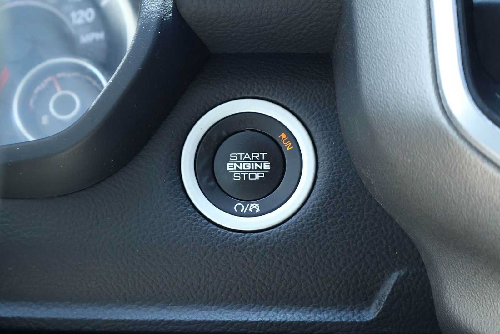 Used 2019 RAM 1500 Big Horn AWD/4WD image 25