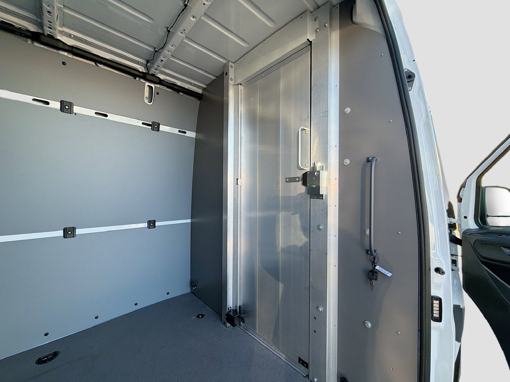 New 2026 Mercedes-Benz Sprinter 2500 image 25