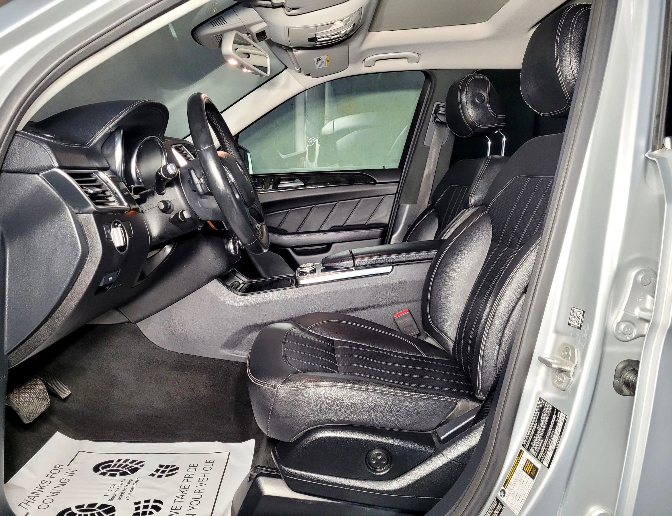 Used 2016 Mercedes-Benz GL 450 4MATIC image 21