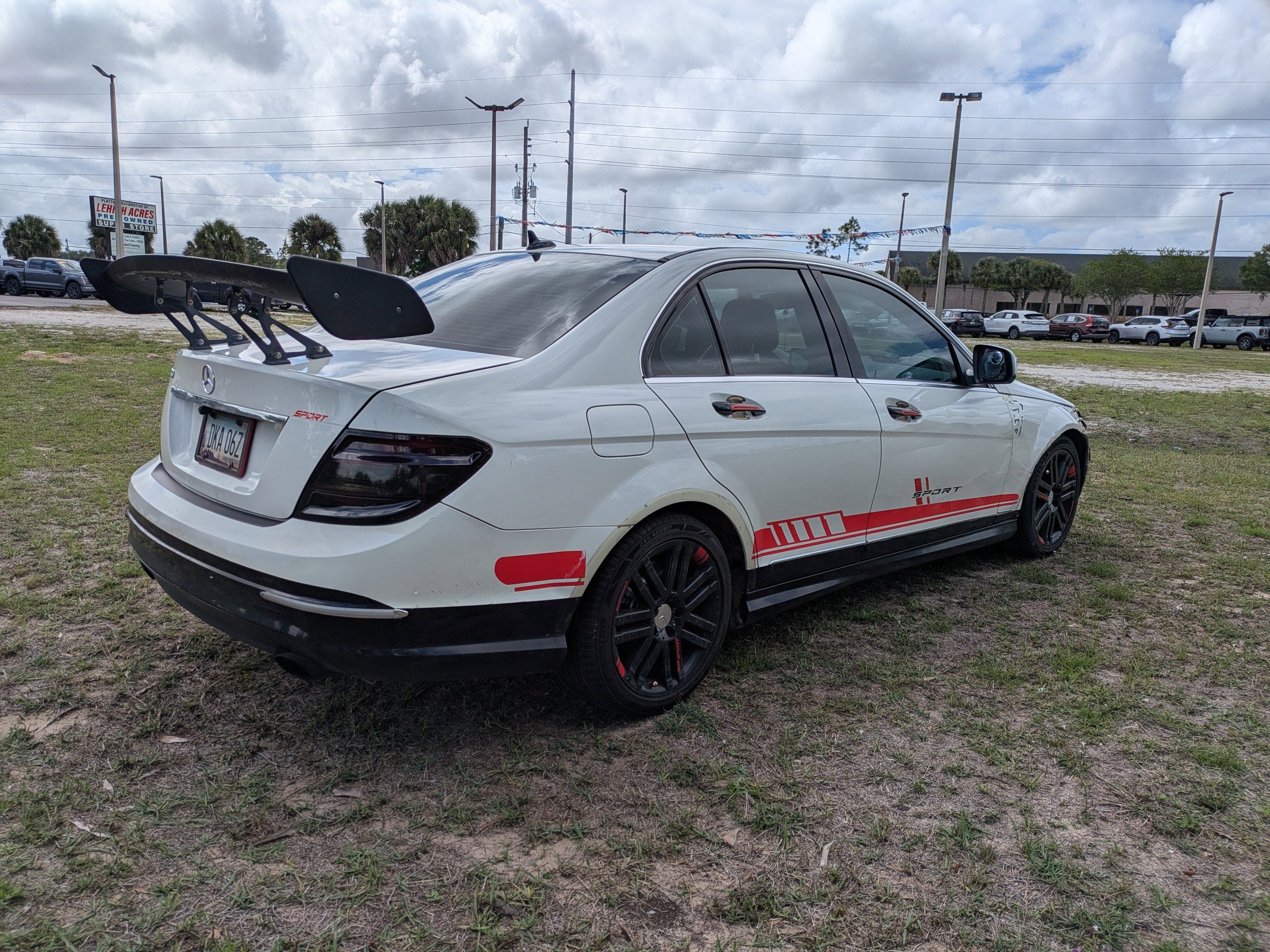 Used 2008 Mercedes-Benz C 300 Sedan image 4